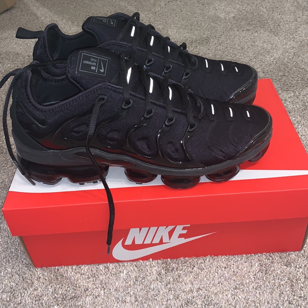 Nike Air Vapormax Plus (included Box)